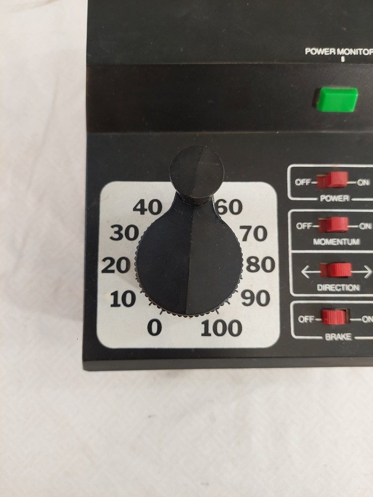 MRC Tech II Loco-Motion 1500 Train Controller. HO. Nice,Clean.