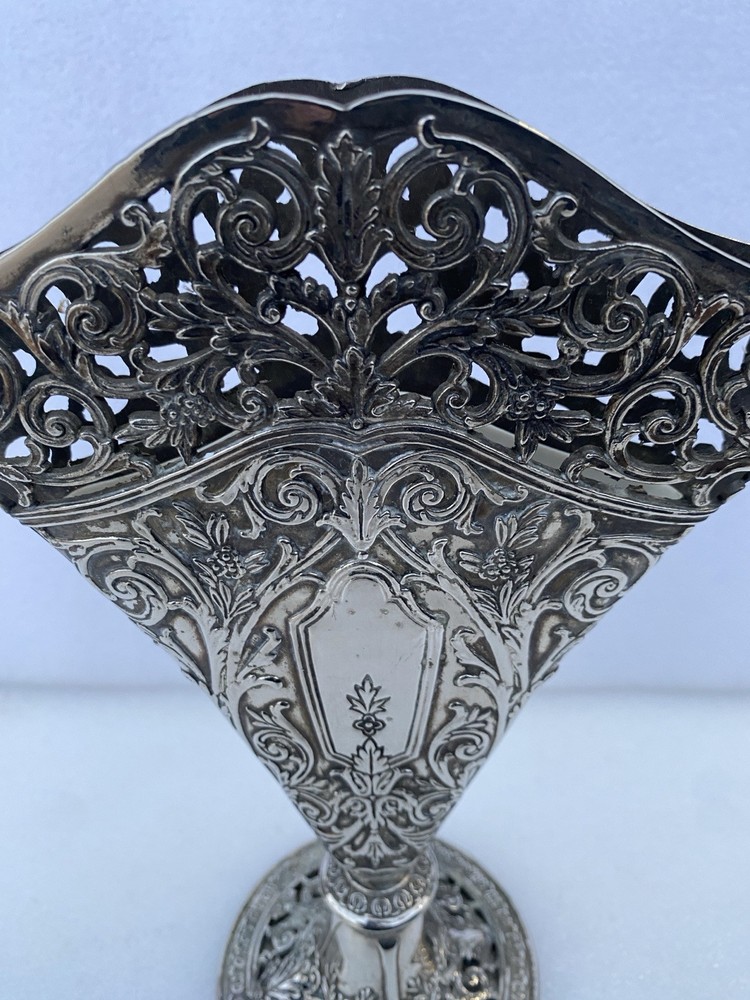 Vintage 9.5" Silver Plated Filigree 1991 Godinger Nouveau Art Flower Vase