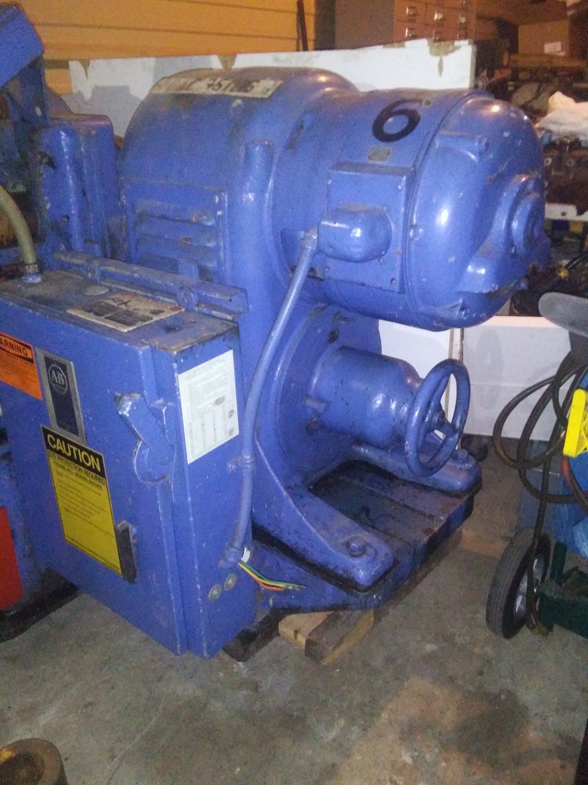 Kane & Roach Angle Roller. Rolls angle ,flats, round, and square.