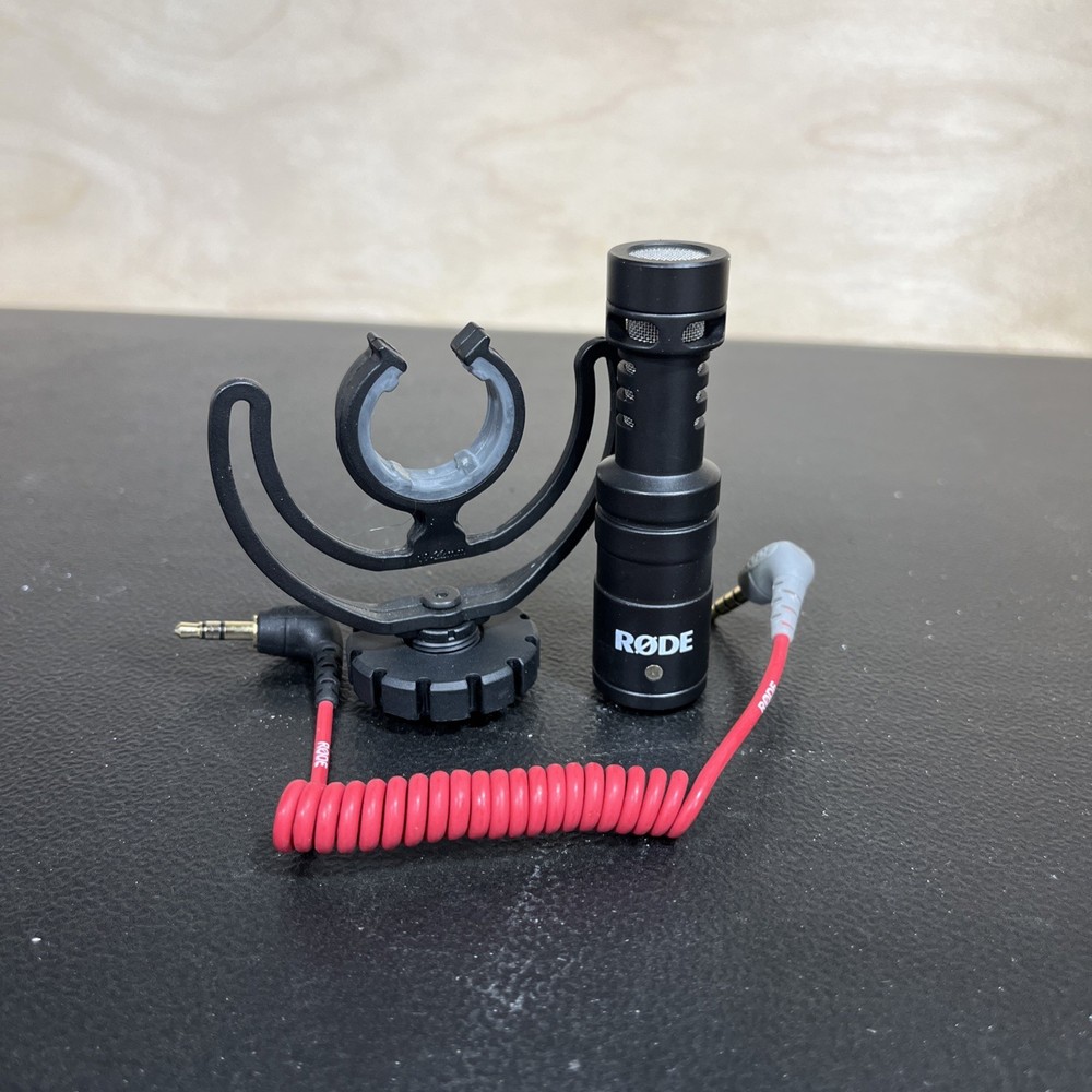 Rode VideoMicro compact on camera