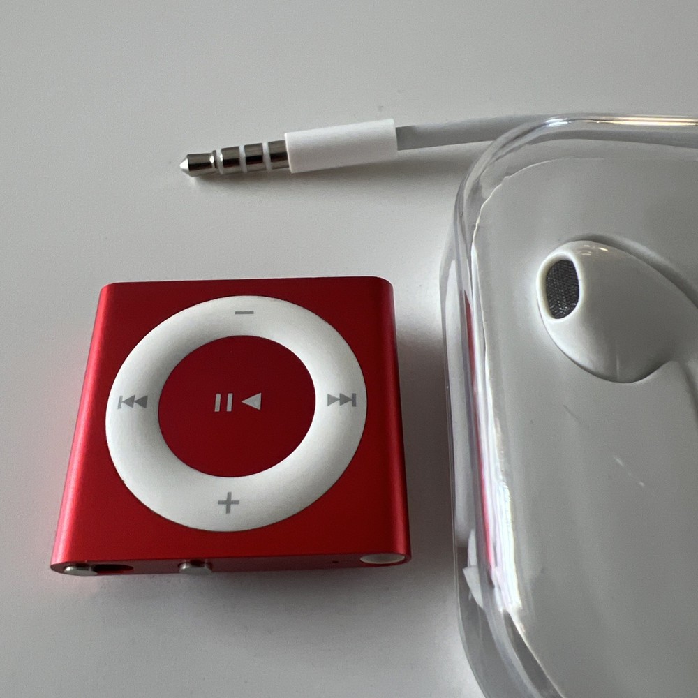 ipod shuffle 4th generation Red new battery