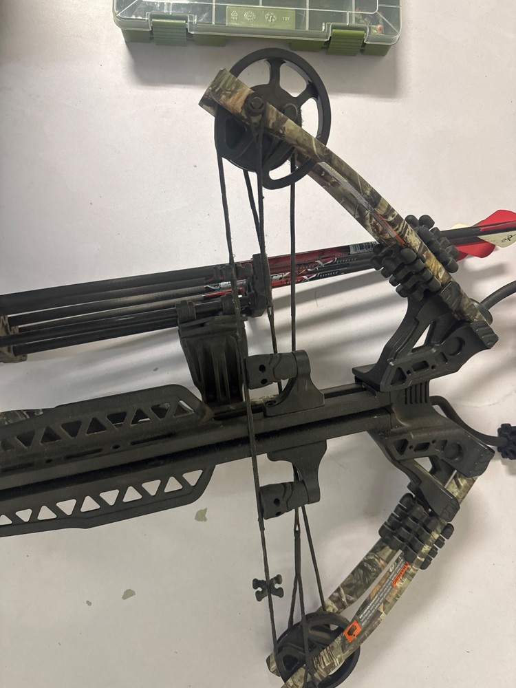 CenterPoint AXCD190FCK Dagger 390 Compound Crossbow
