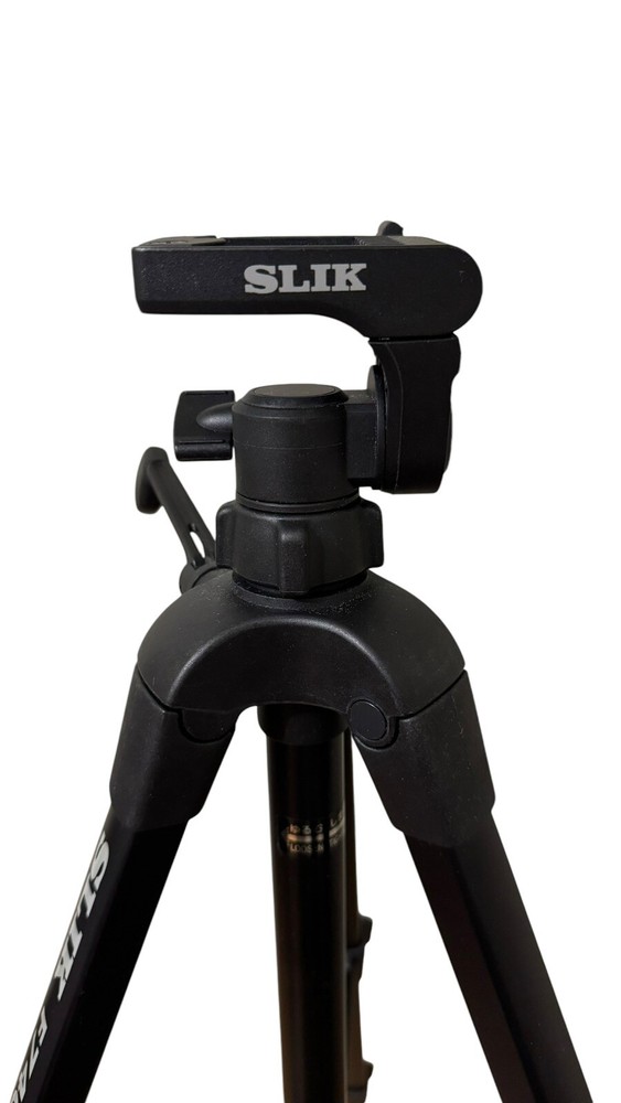 Slik Tripod F740