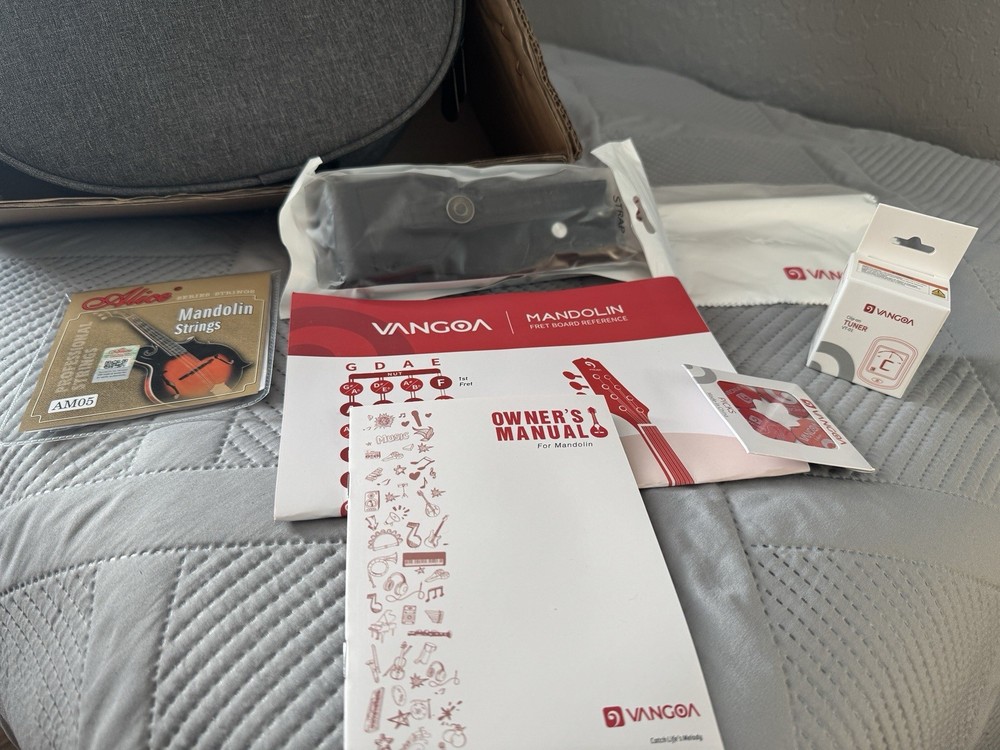 Vangoa Mandolin Instrument Bundle 8-String with Gig Bag New Complete