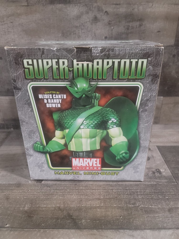 Marvel Bowen Super Adaptoid #650/1000