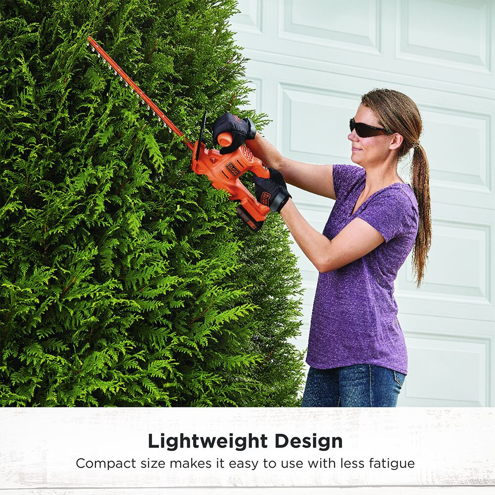 BLACK+DECKER 20V MAX* Hedge Trimmer Kit, 18-Inch - LHT218D1AEV