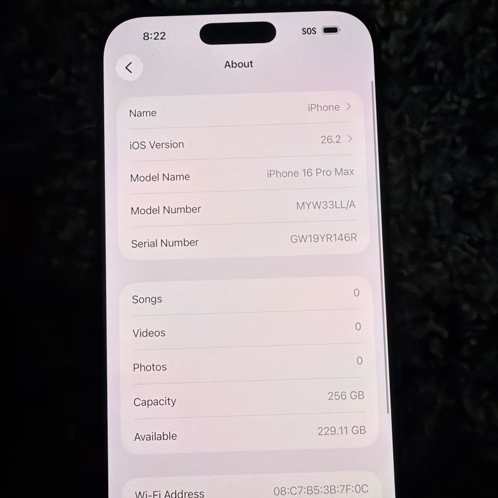 iphone 16 pro max 256gb Carrier Locked Please Read