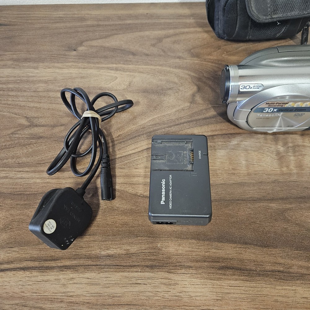 Panasonic VDR-D150EB Camcorder Silver Working