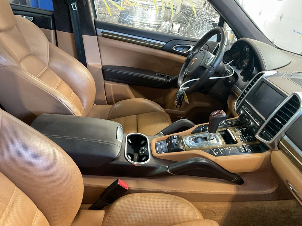 Used Blind Spot Detection System Warning Control Module fits: 2014 Porsche CAYEN