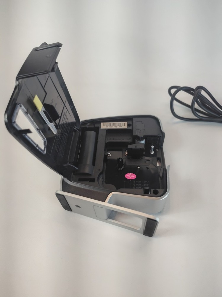 Dymo LabelManager PnP Label Printer Plug N Play for PC or Mac W/ Adapter