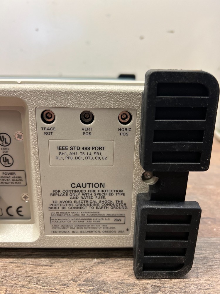 Tektronix 2712 Spectrum Analyzer