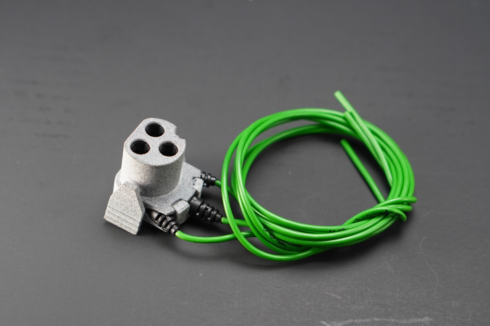 BMW E30 Connector Plug for 2 Speed Radiator Fan Temperature Sensor 1378412