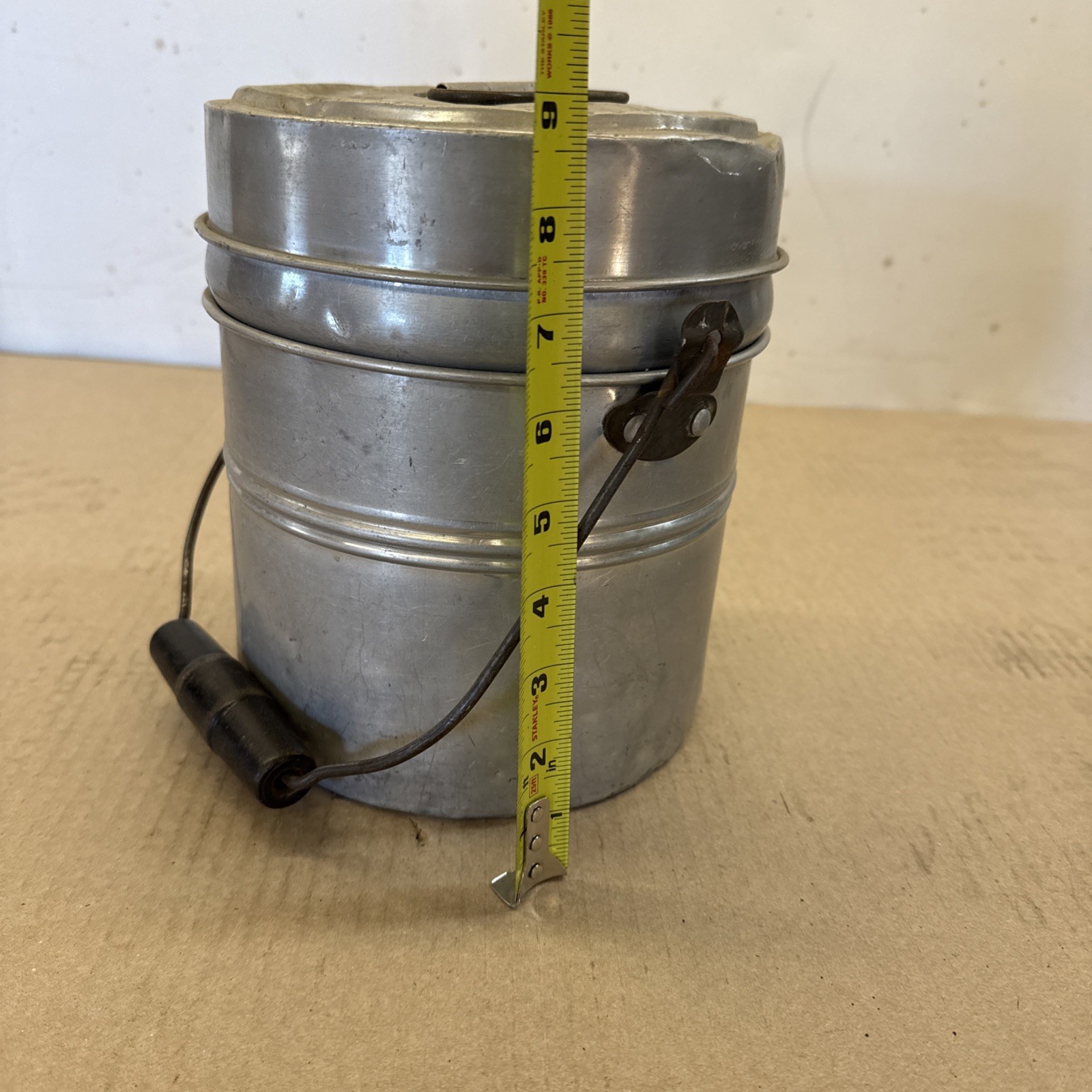 Vintage 4-piece Aluminum Coal Miner's Lunch Bucket In Very Good Used Condition