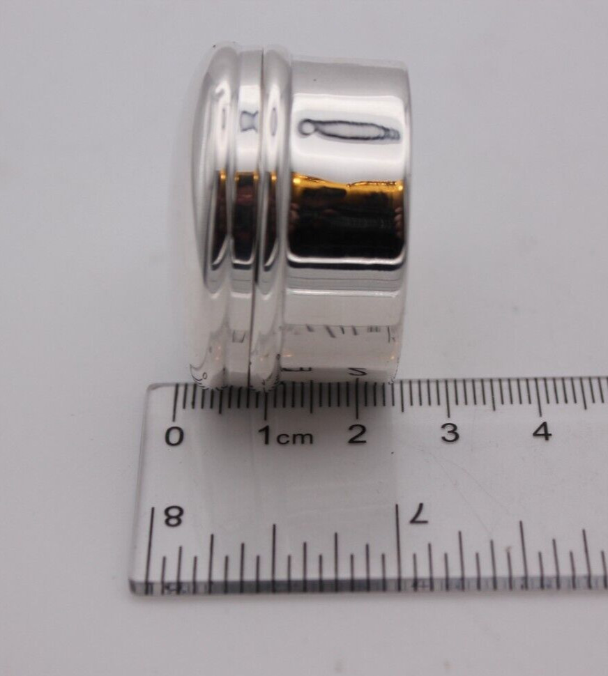 Sterling Silver pill / patch box 37 mm dia. Birmingham 1904