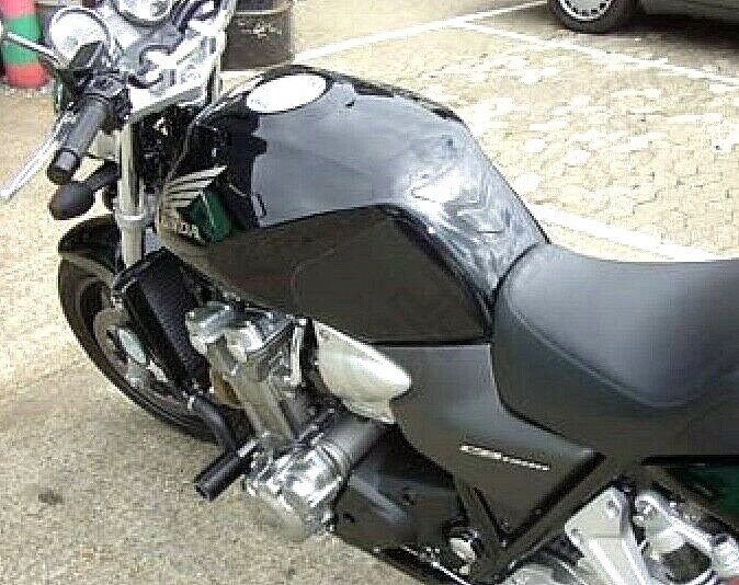HONDA CB1300 CRASH PROTECTION PUCKS KNOBS ENGINE SLIDERS SAVERS OGGYS