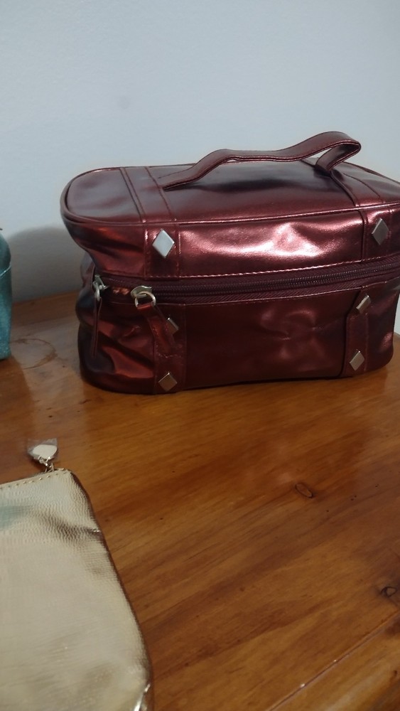 Beautiful Makeup Cosmetics Bag Travel Bundle