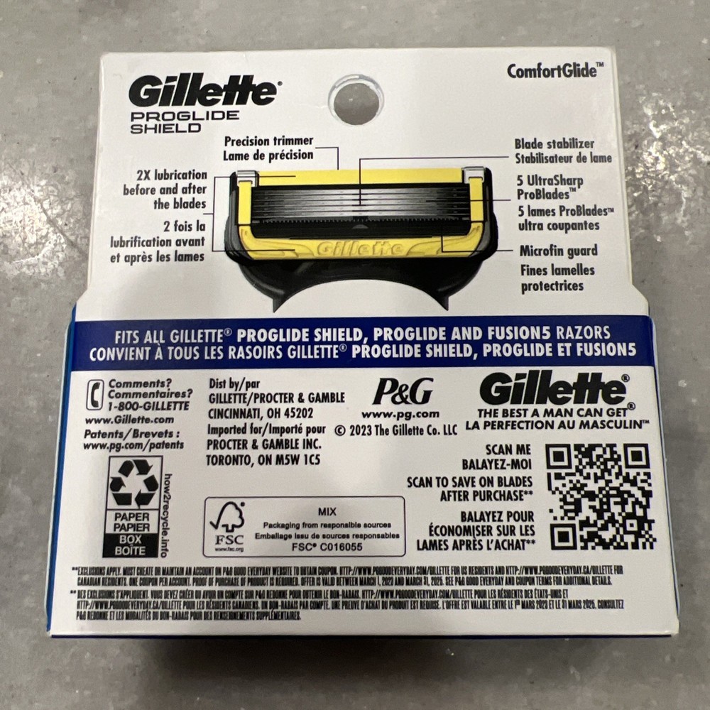 4 Pack Gillette ProGlide Shield Men's Razor Blade Refills