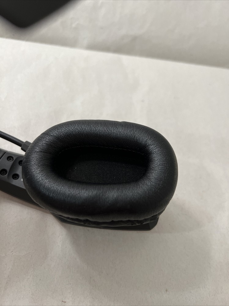 BlueParrott B450-XT Noise Cancelling Bluetooth Headset PREOWNED!