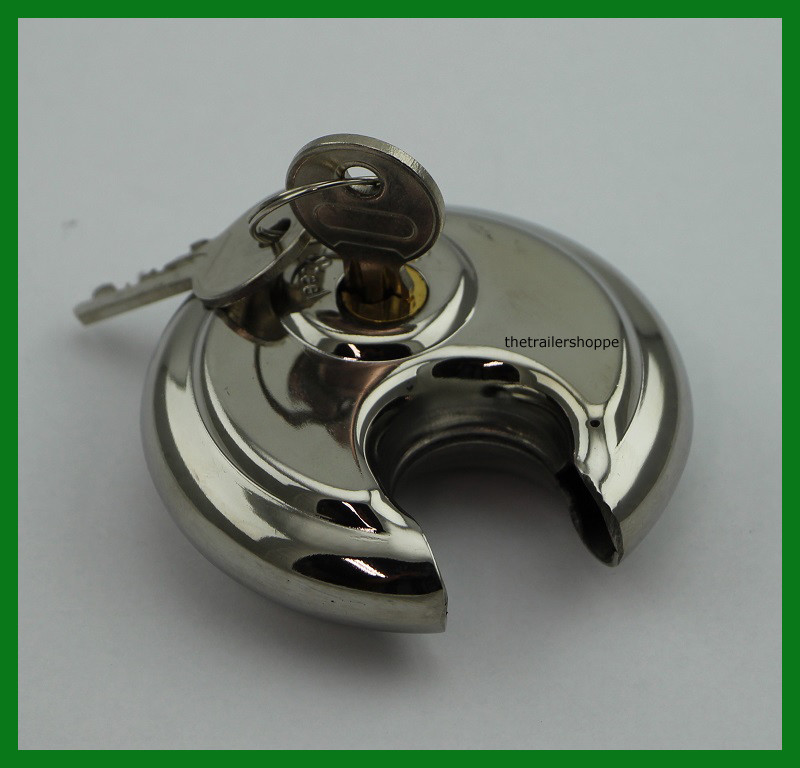 Round MasterLock Padlock with 3/8" Shielded Shackle with Two Keys
