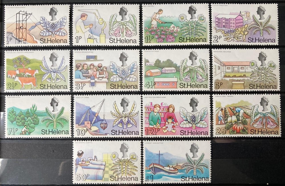 ST.HELENA 1971 DEFINITIVE SET Development & Progress SG261-74 MNH