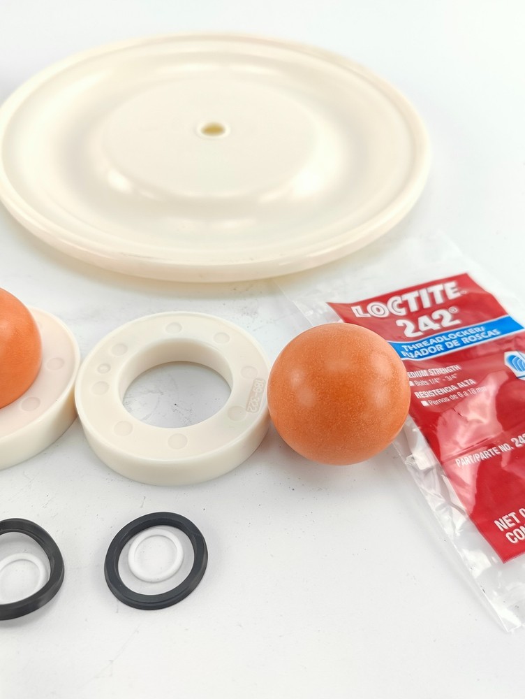 NEW Graco Pump Service Kit D0B525