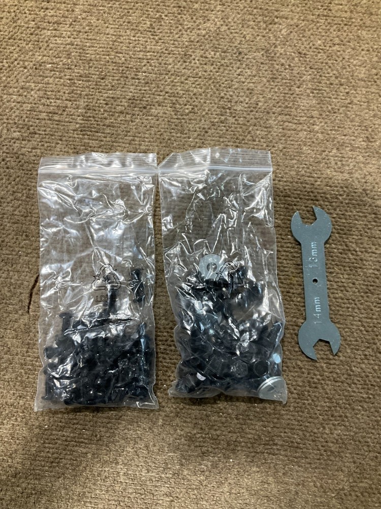 APC NetShelter 4 Post Open Frame Rack 44U AR204A ✅❤️️✅❤️️ OPEN BOX ✅❤️️✅❤️️