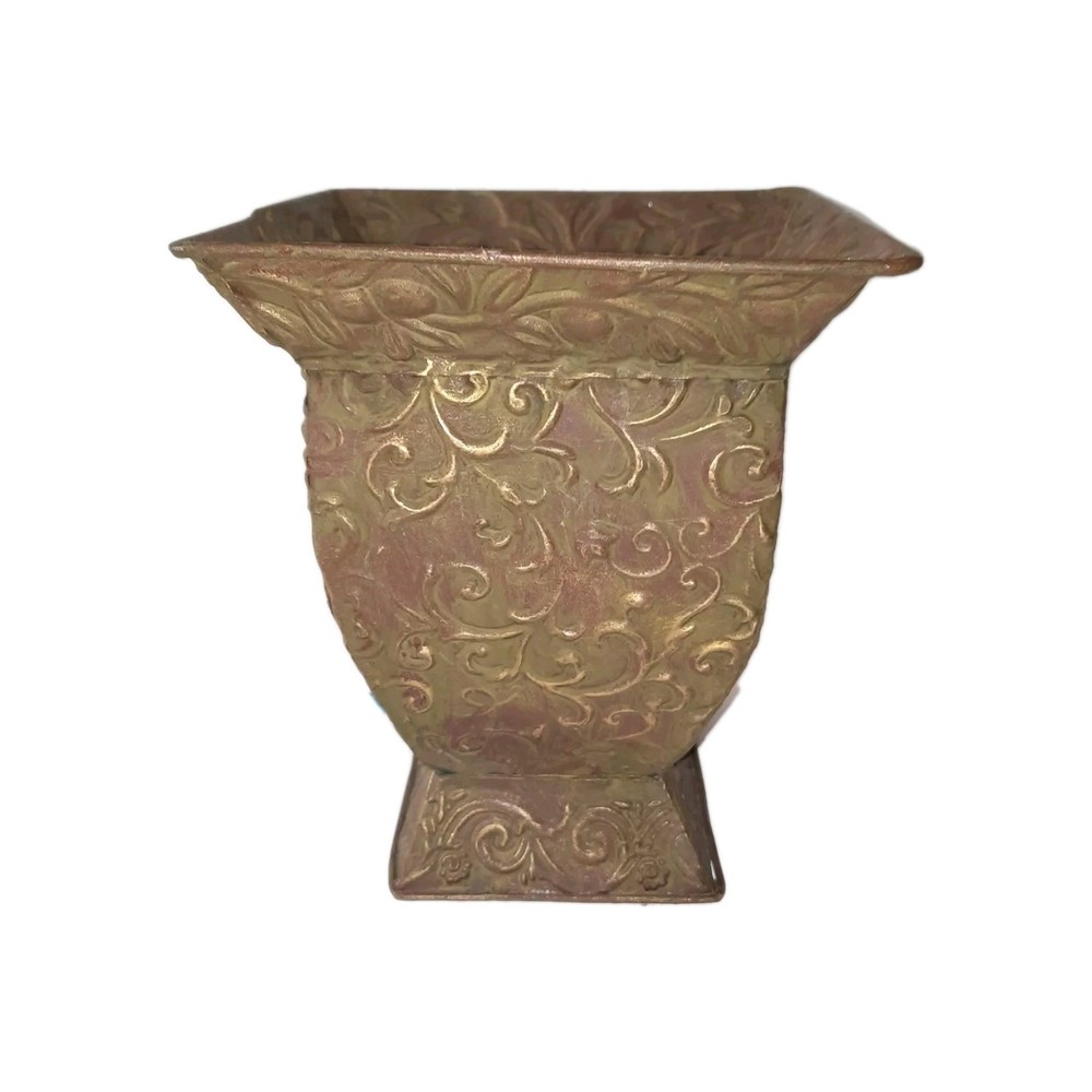 Metal Planter