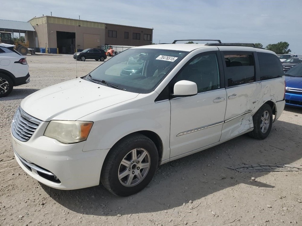2012 TOWN AND COUNTRY Jack