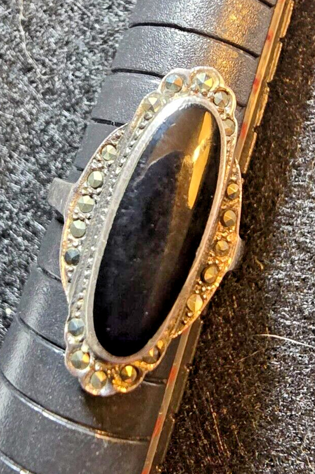 2 VINTAGE SILVER RINGS