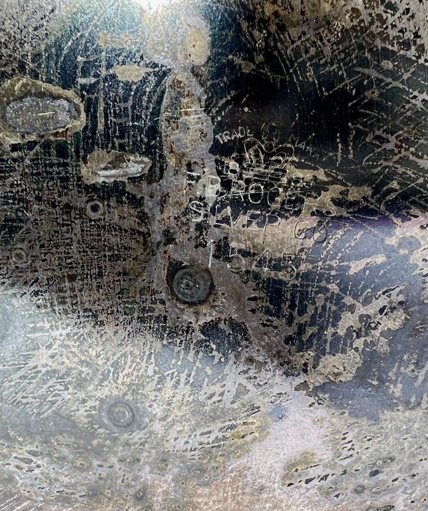 VTG Rogers Silverplate Footed Lidded Casserole Dish & 3.5QT Pyrex Glass Insert