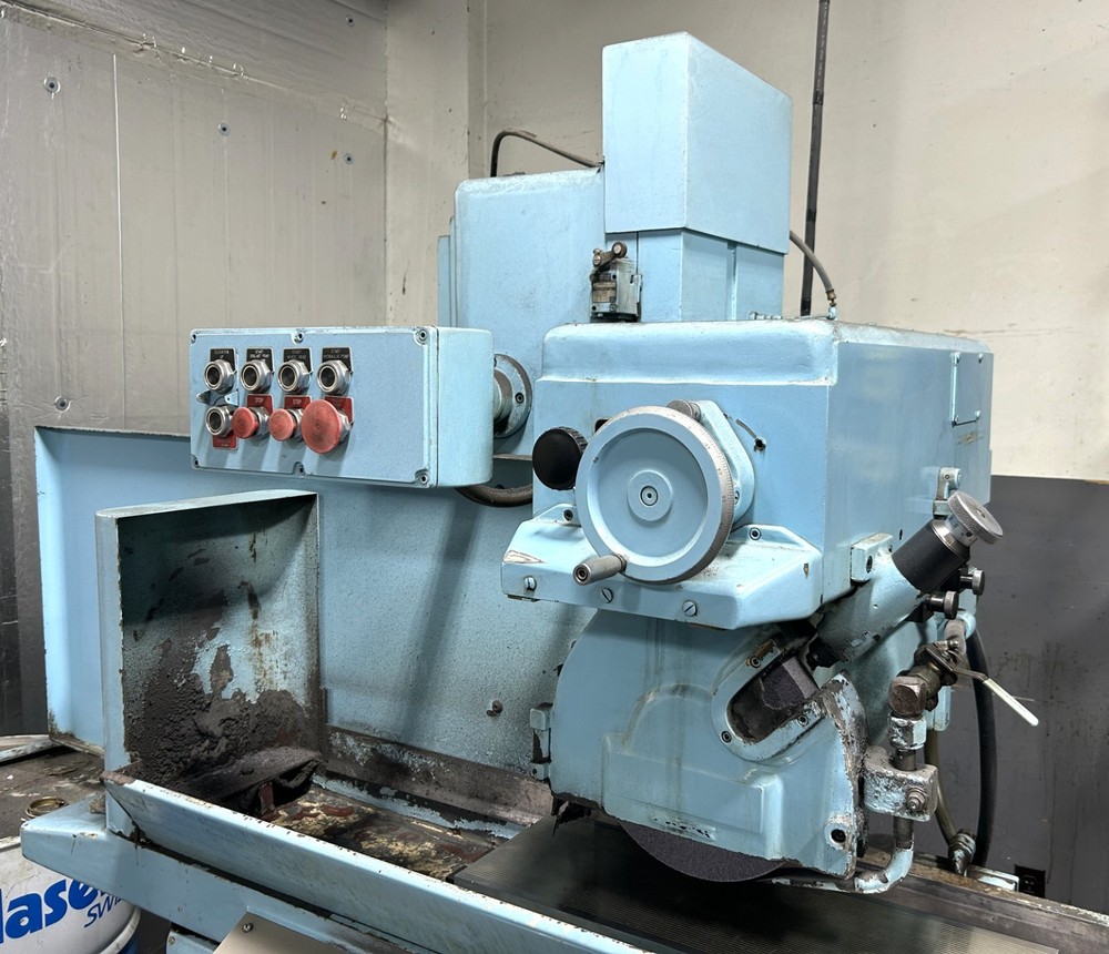 Thompson Mod.2F 8" x 24" Hydraulic Surface Grinder