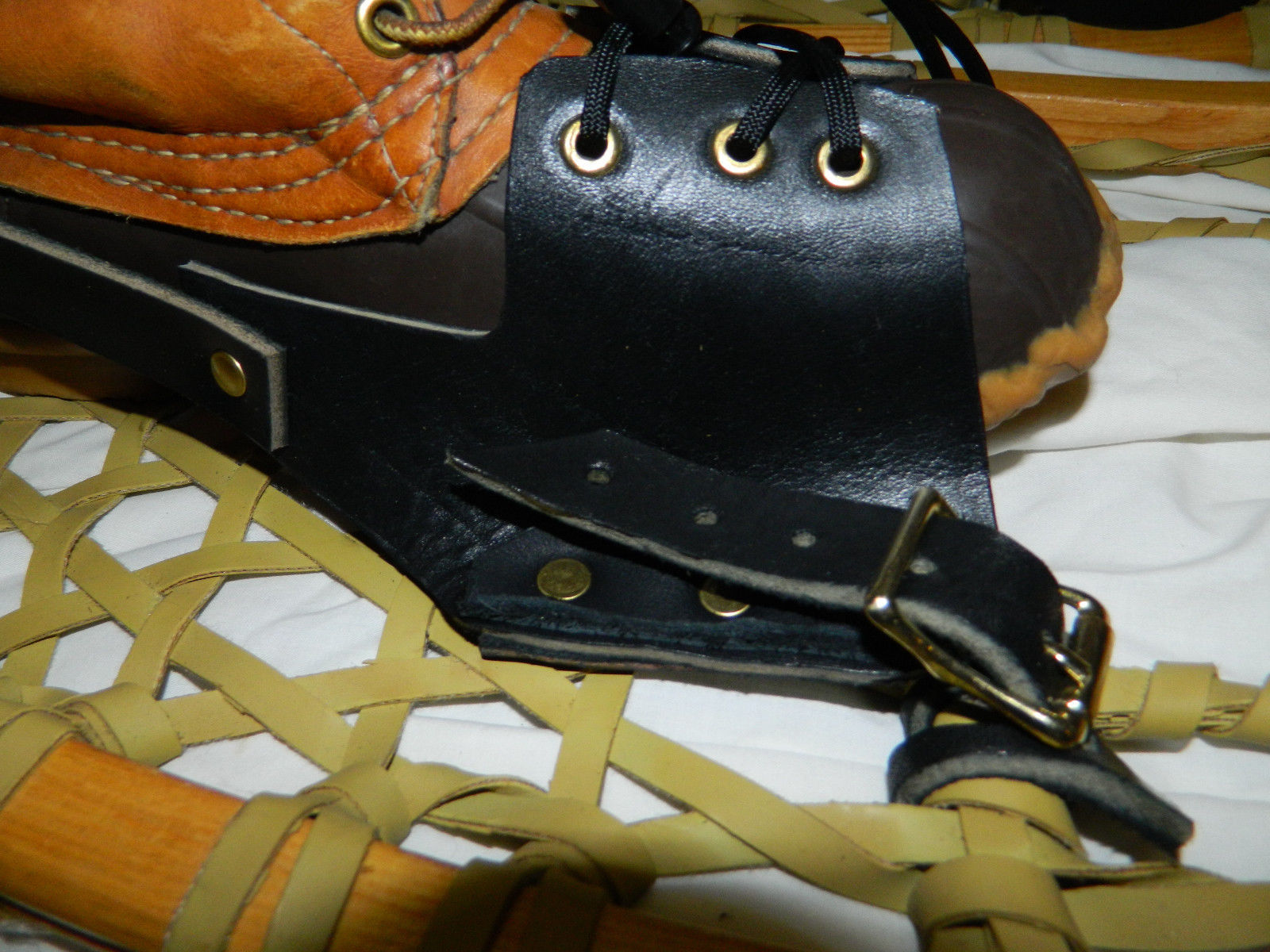 *BINDINGS ONLY* New Pair LEATHER Universal Snowshoe Bindings Straps Harness USA