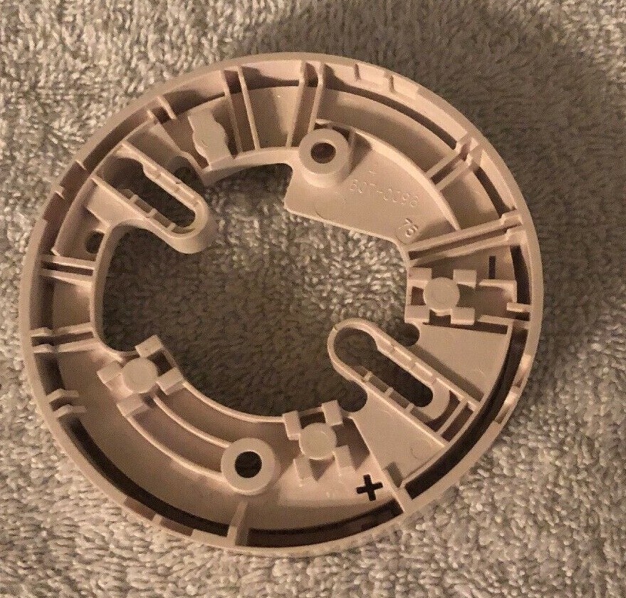 SYSTEM SENSOR B501 - INTELLIGENT DETECTOR BASES WITHOUT FLANGE NEW