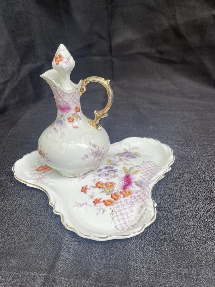Vtg Tray With Pitcher With Stopper Hand Painted Flowers