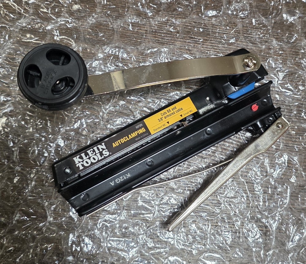 Klein Tools 53725 BX Armored Cable Cutter Auto-Clamping MC Cable Tool