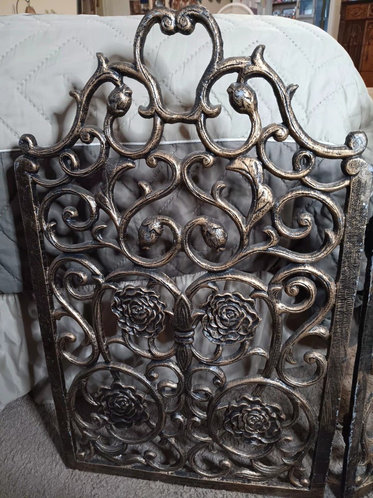 Vntg Cast Iron Fireplace Screen Panels