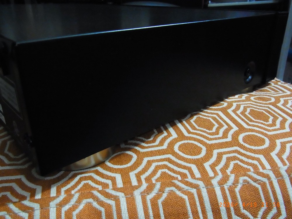 TEAC CD-P650 CD Player with USB Digital Interface Recording/Playback