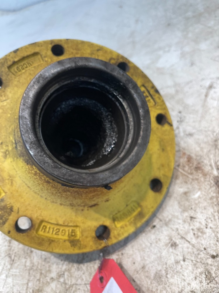 John Deere 7800 Tractor Front Hub R112915