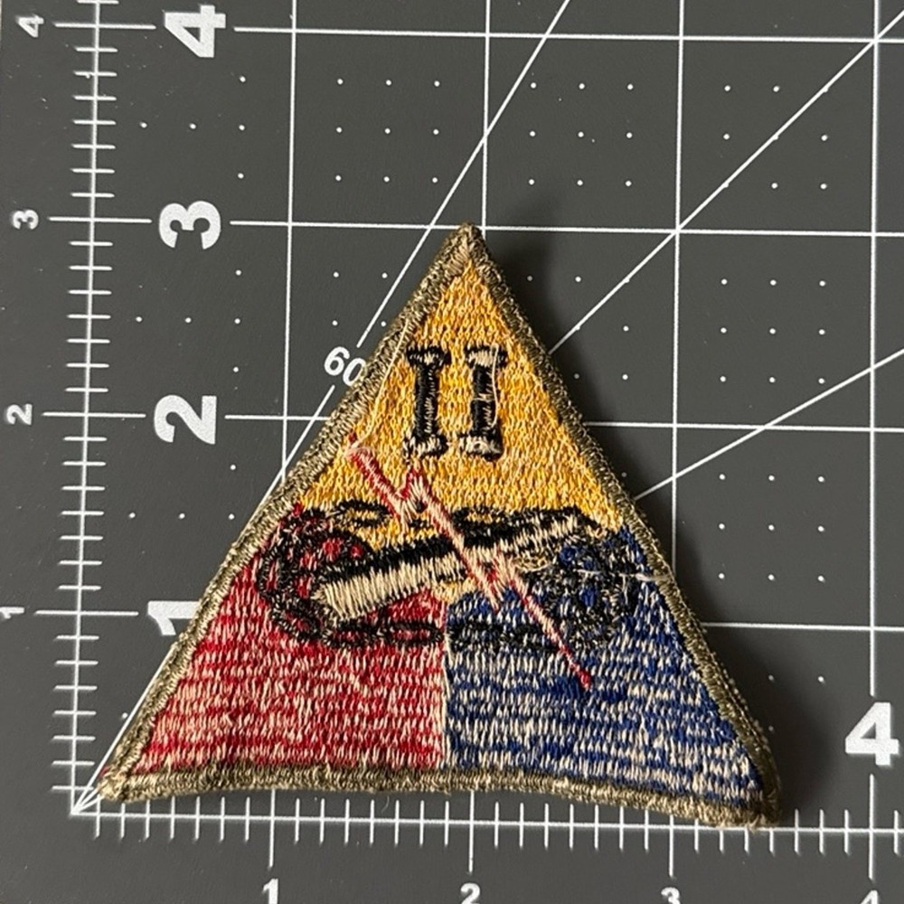 WW2 US Army II (2nd) Armor Corps Patch Ver 2 - #1454b