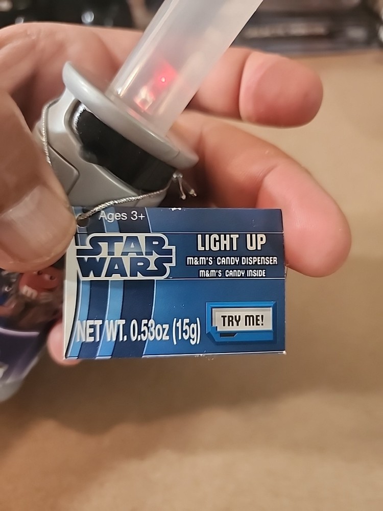 Star Wars M&Ms Light Up Light Saber Candy Dispenser (Red)