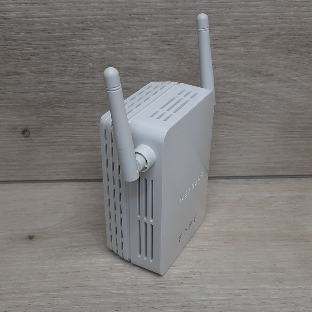 NETGEAR Universal Wifi Range Extender WN3000RP White