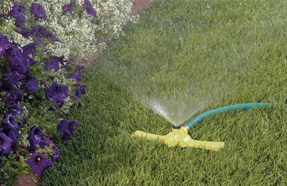 3 Pack Medium Coverage Sprinkler for Yard Watering