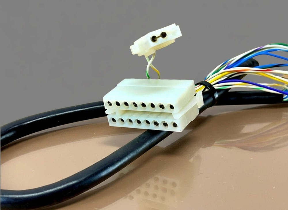 Whelen Liberty - Low Current Control Cable with Connectors - Short Cable