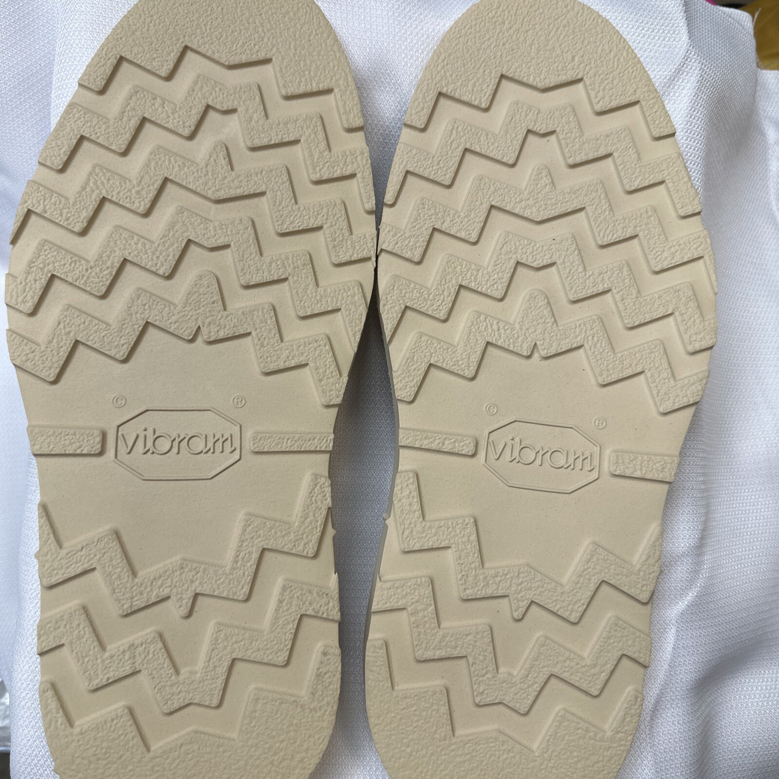 VIBRAM 4014 Cristy Cushion Unit Rubber Full Sole 1 Pair Natural (Cream)