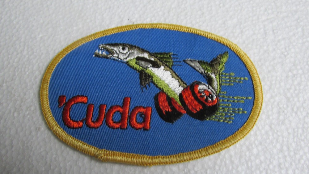 VINTAGE BARACUDA CAR EMBROIDERED PATCH FISH ON WHEELS