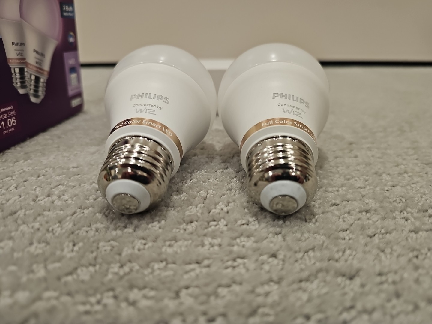 2 PACK Philips Wiz LED Wi-Fi Smart Bulb Full Color 60W REPLACEMENT 2 BULBS LB27