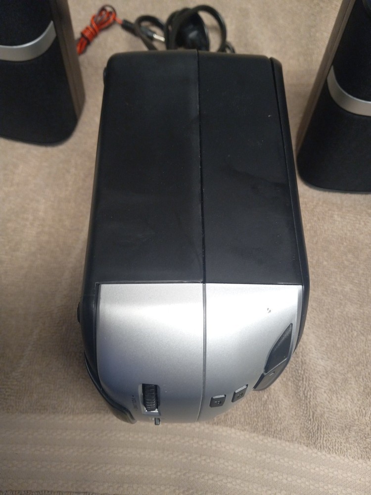 HDI AUDIO - CD RADIO MICRO SYSTEM - HDI-CD526