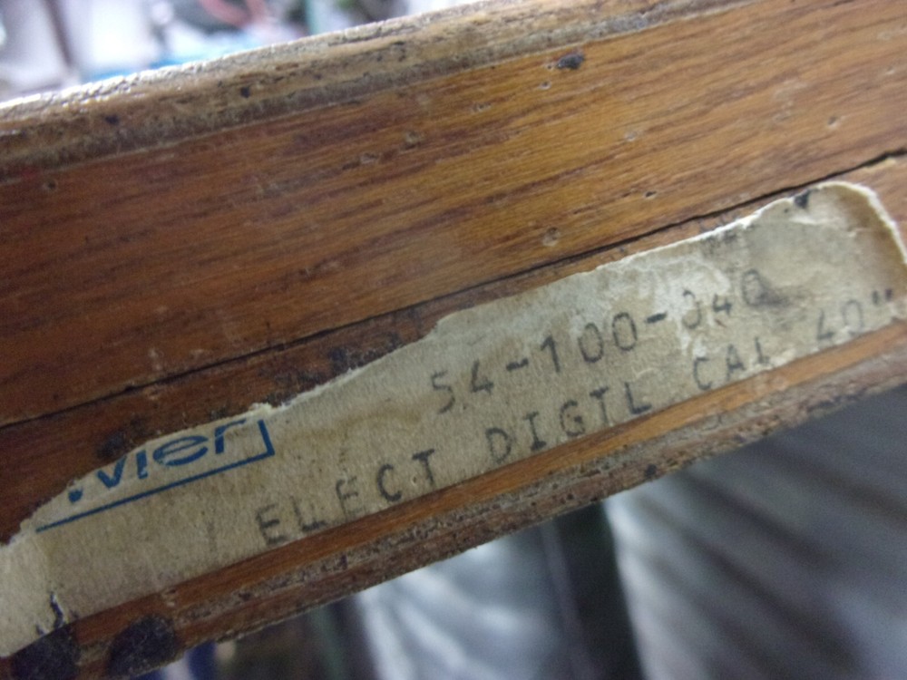 Fowler 54-100-040 40" Inside Outside Measuring Electronic Digital Caliper 0-40"