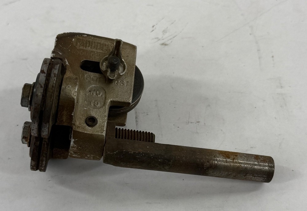 Paddock No. 10 Bandsaw Blade Guide (7155)