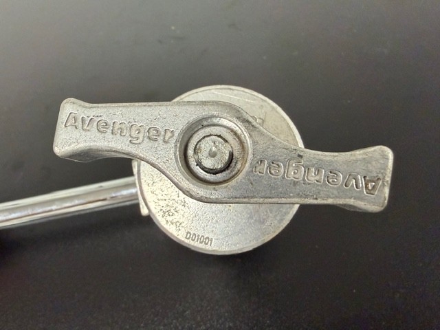 Avenger D1001 Grip Head - Used